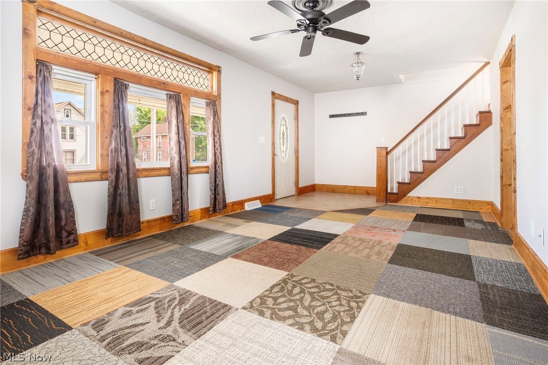 124 Washington Street W