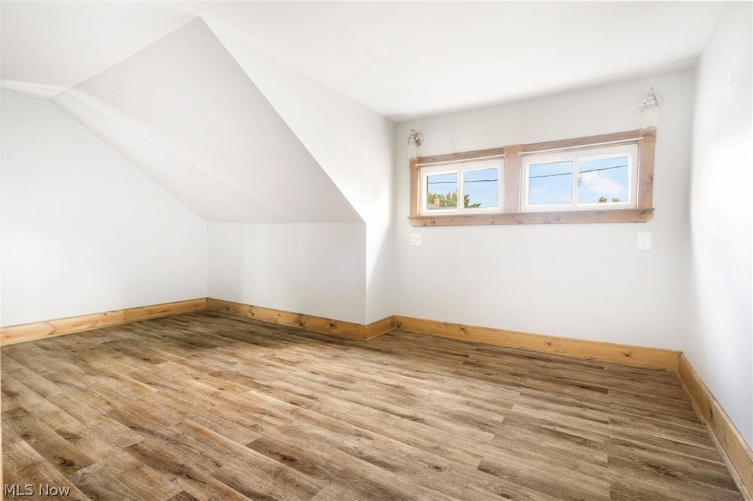 124 Washington Street W