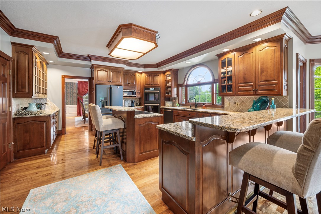 5554 Loma Linda Lane NE