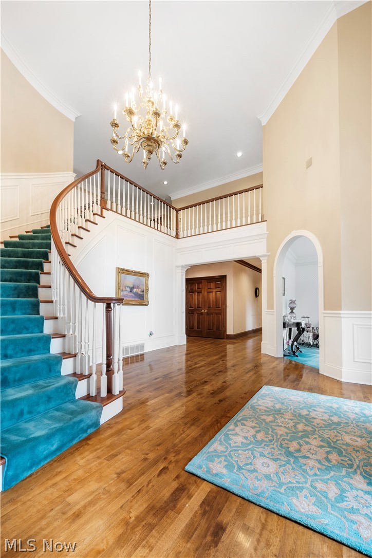 5554 Loma Linda Lane NE