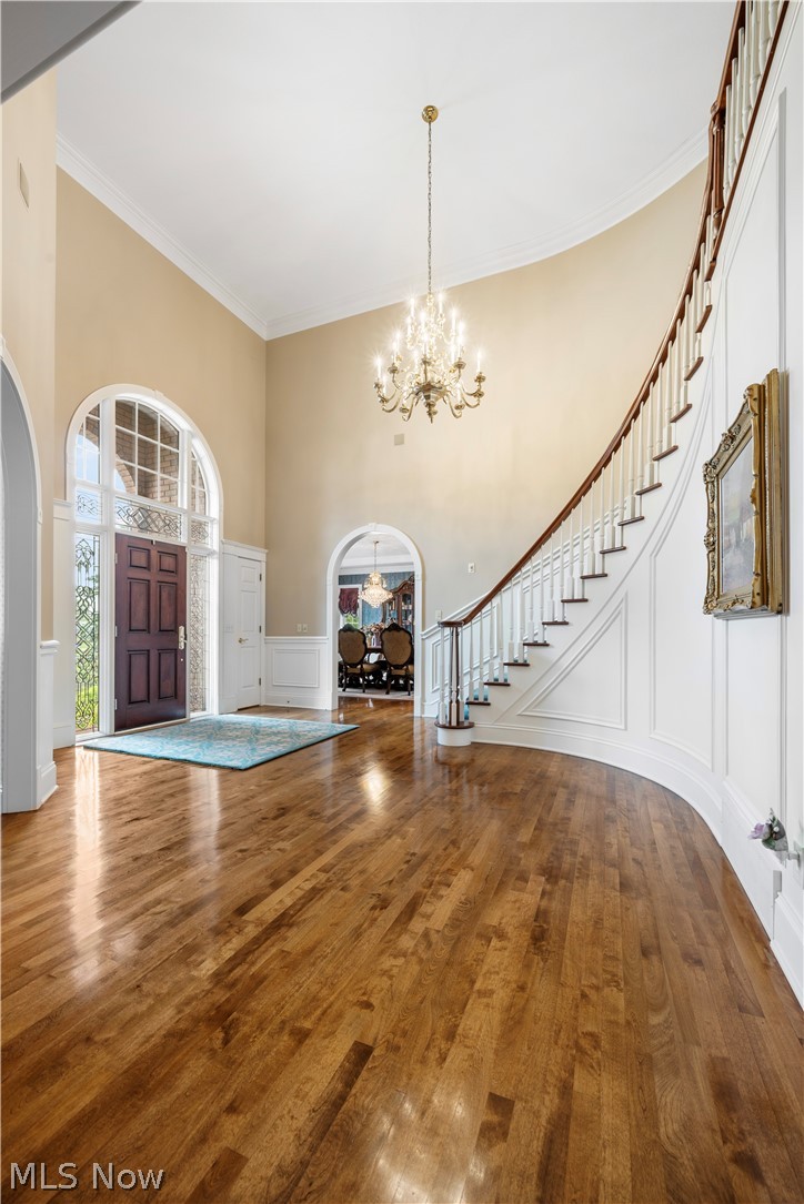 5554 Loma Linda Lane NE