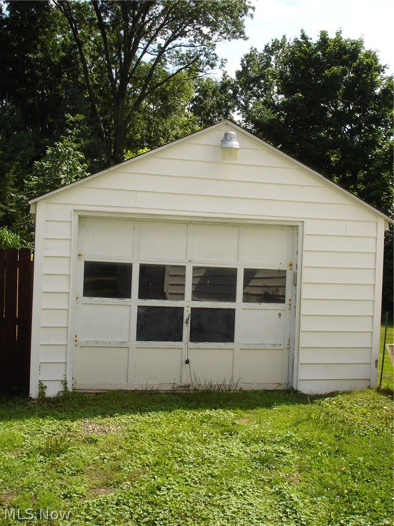 352 E Central Avenue