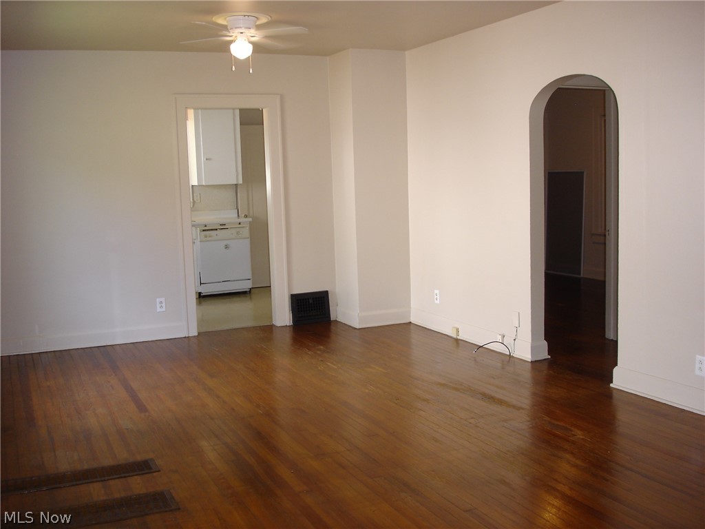 352 E Central Avenue