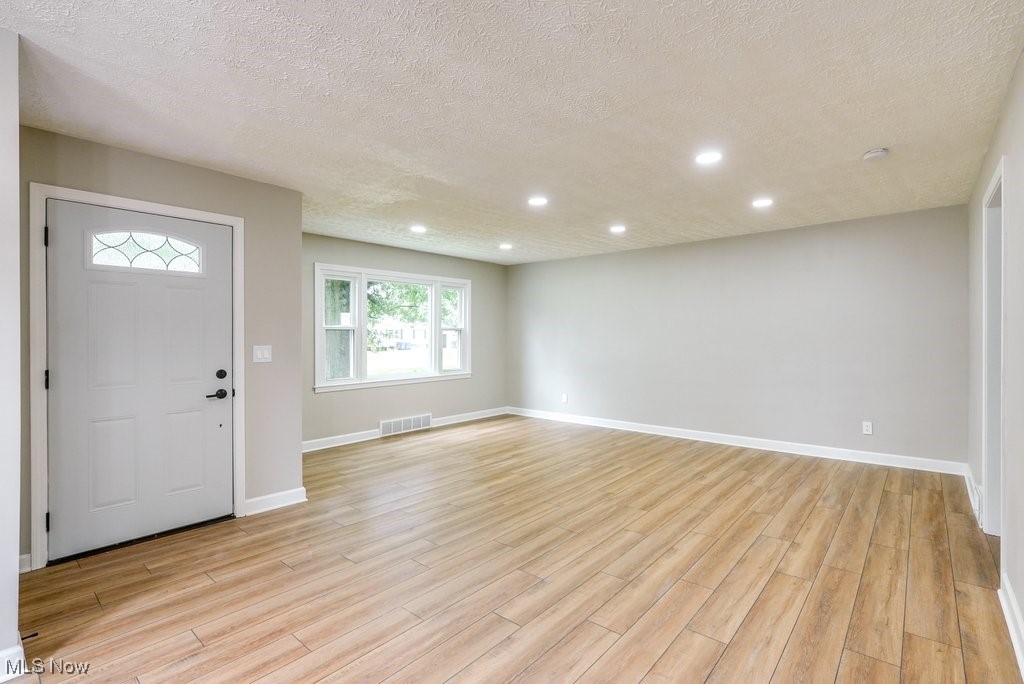 4215 Tonsing Drive