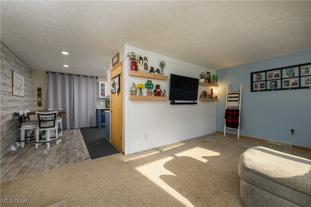 2569 Mcclintocksburg Road