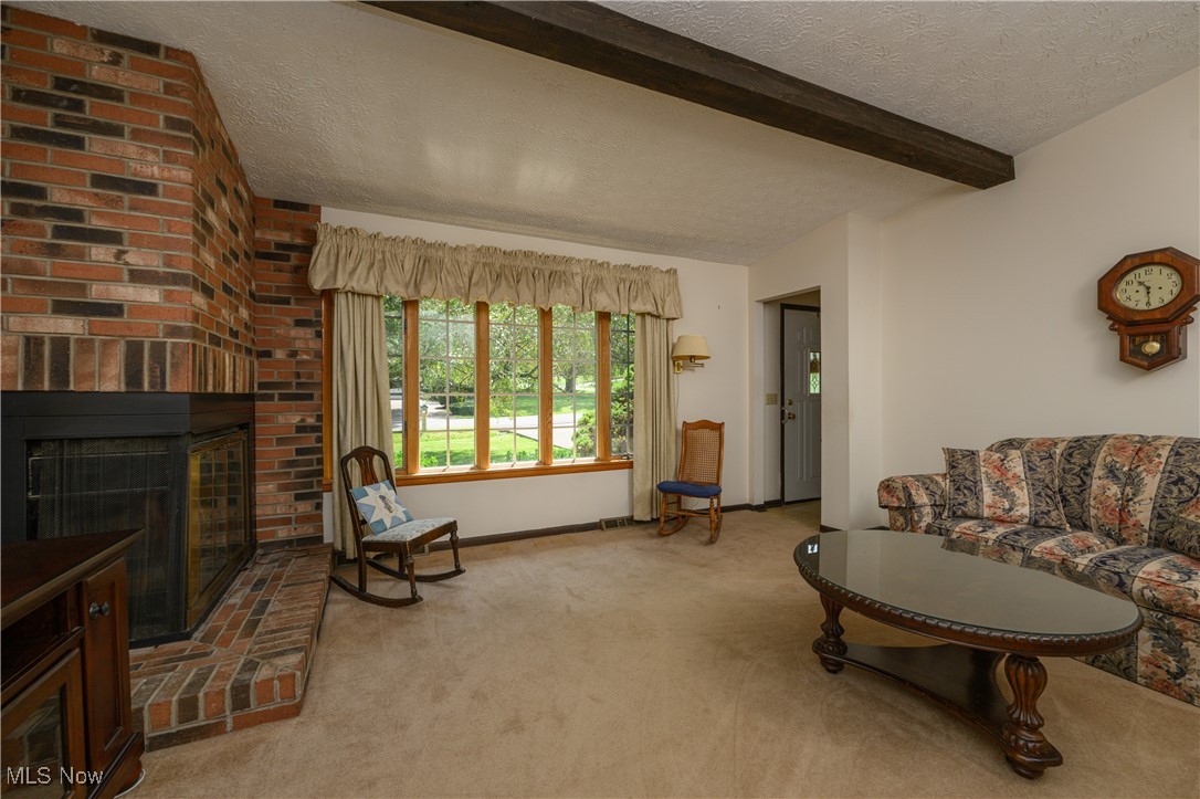 1307 Highwood Drive