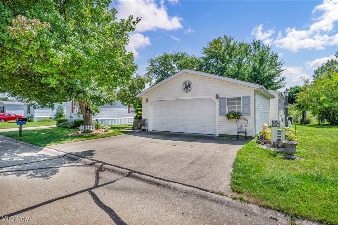 480 sandtrap Circle