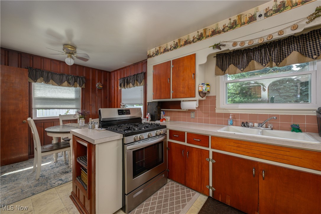 3600 Lotus Place SW
