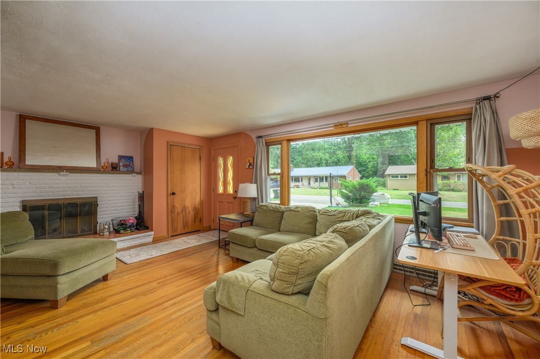 737 Edgewood Avenue SW