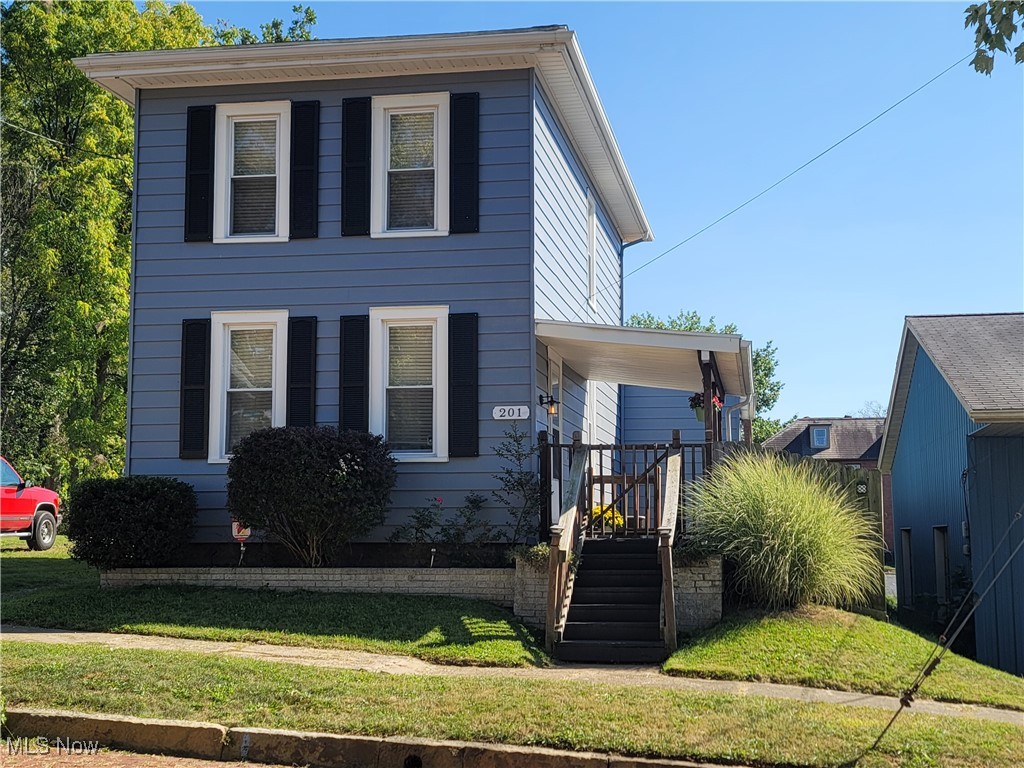 201 State Avenue NE