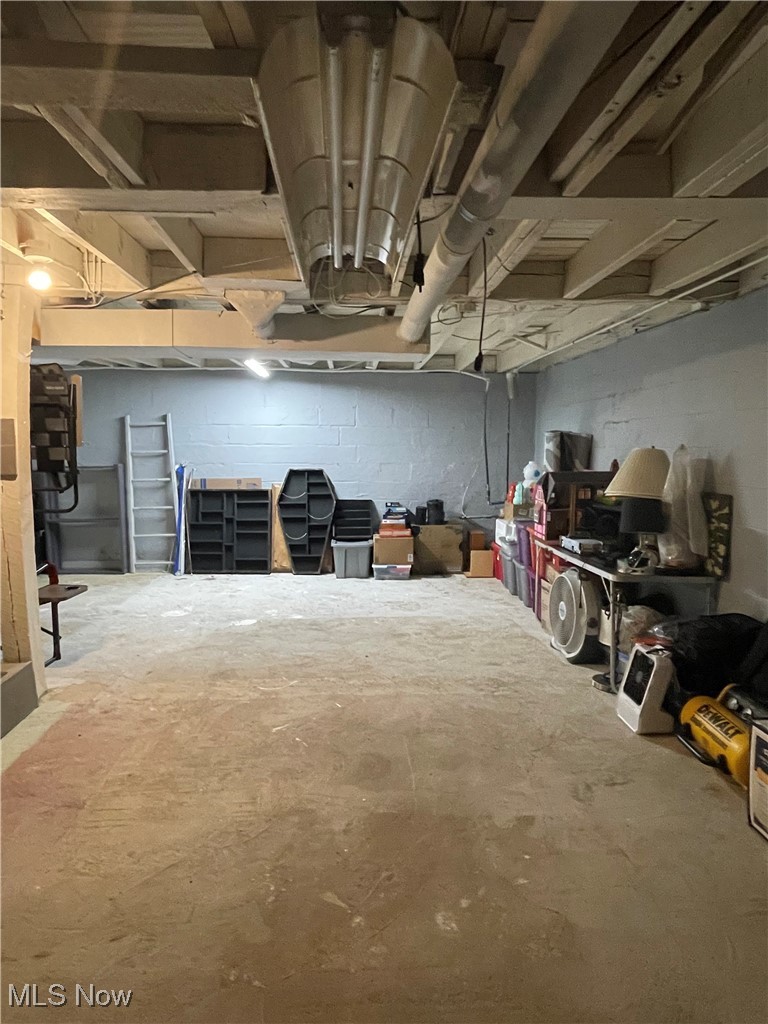 273 Fox Alley SW