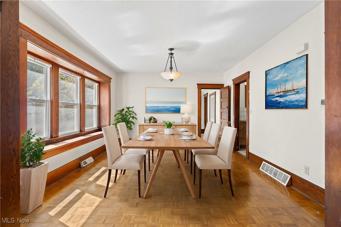 728 Wall Street