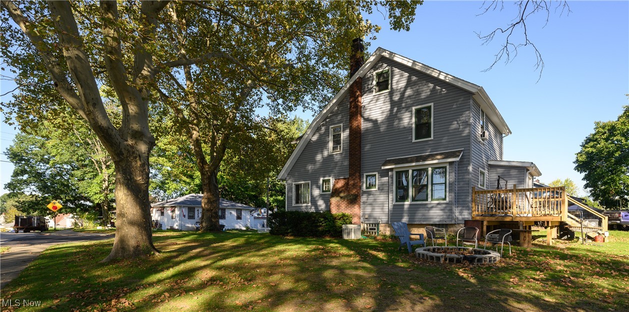 438 LOCKWOOD Street