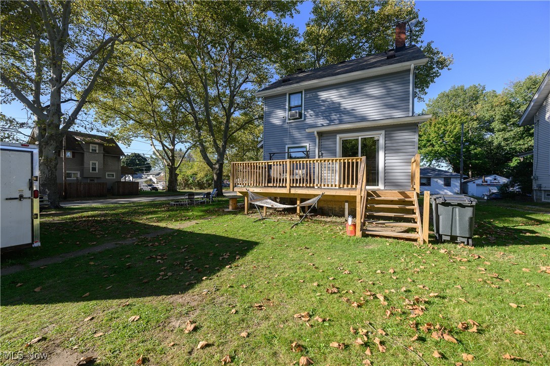 438 LOCKWOOD Street