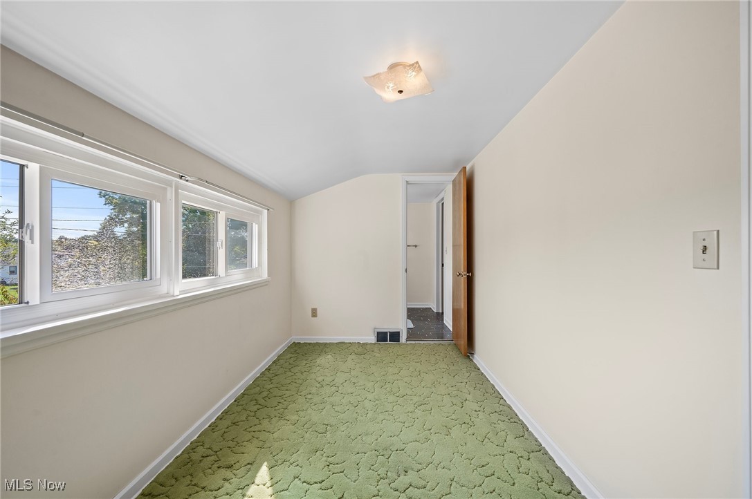 148 Hilltop Drive NW
