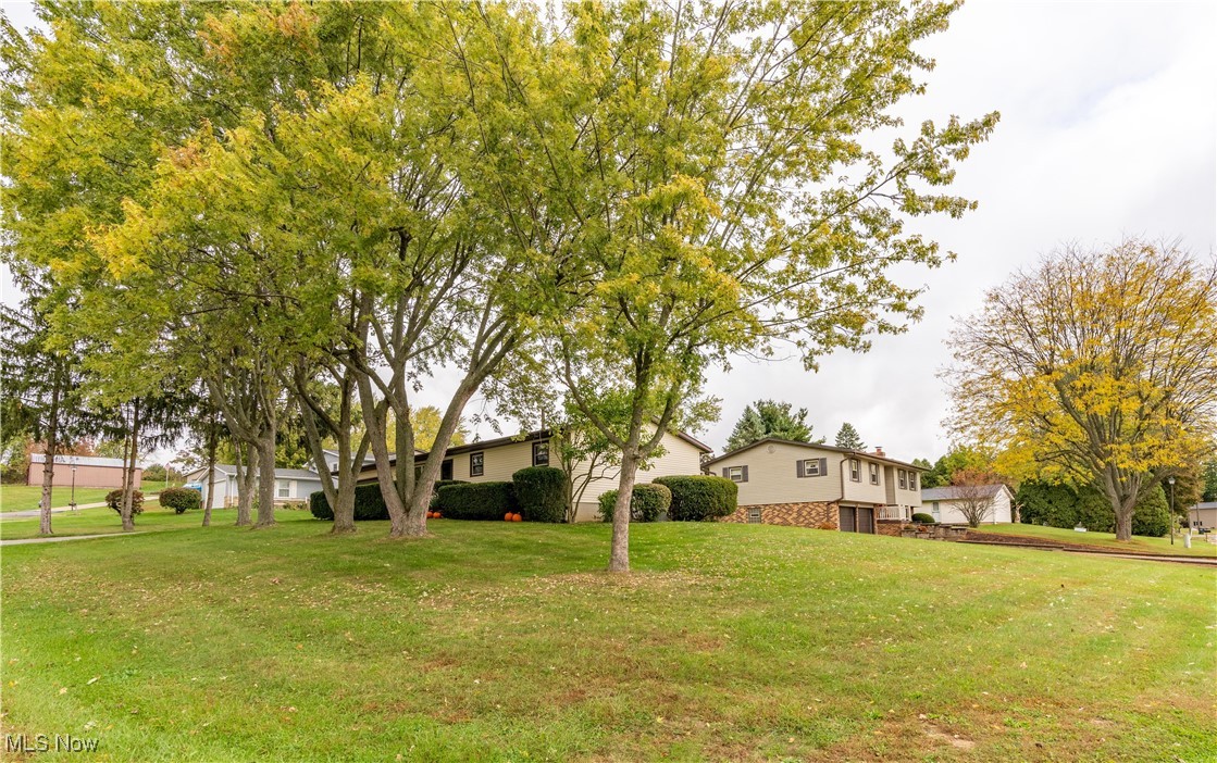 2882 Farmington Circle SW