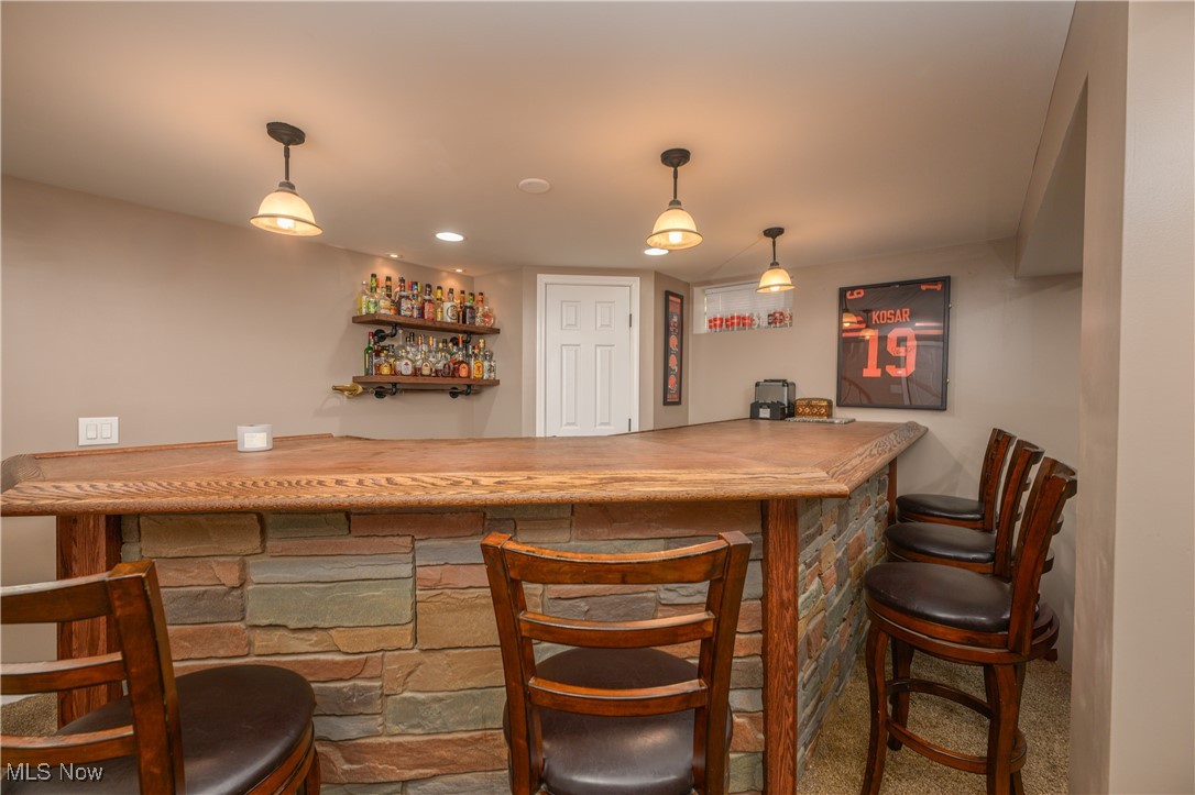 1041 W MILTON
