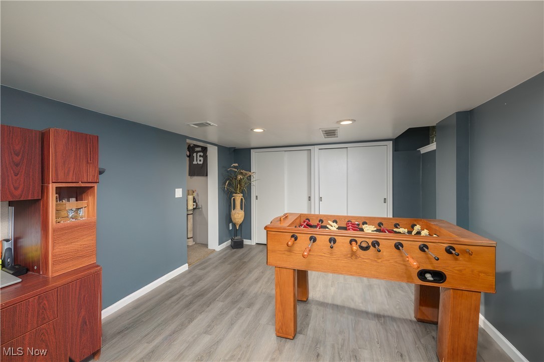 1041 W MILTON