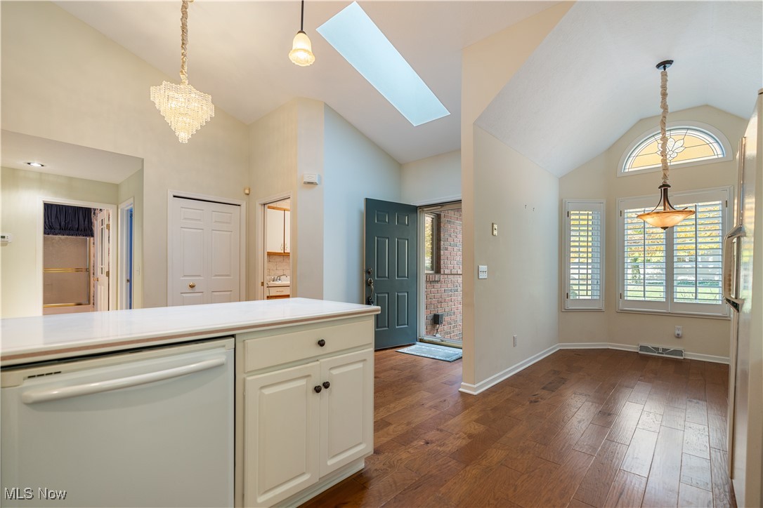 5184 Sea Pines Circle NW