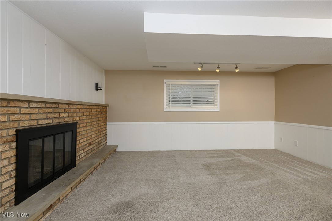 2450 Yorktown Street NW