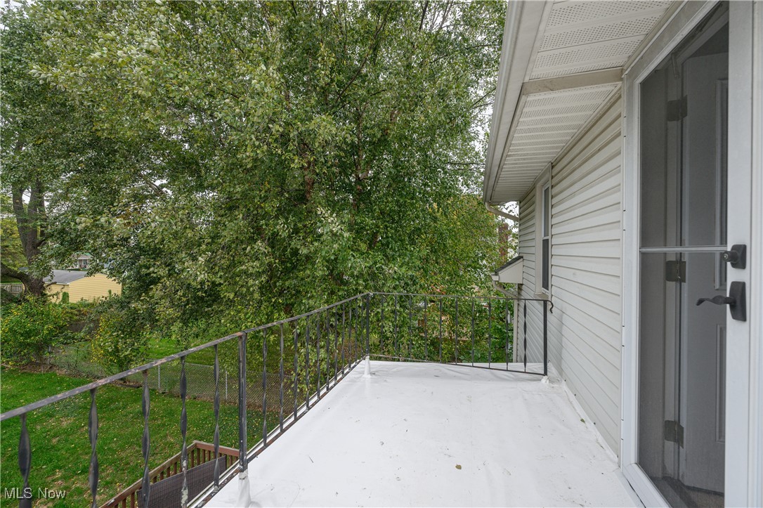 76 E Wilbeth