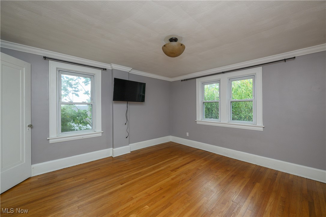 76 E Wilbeth
