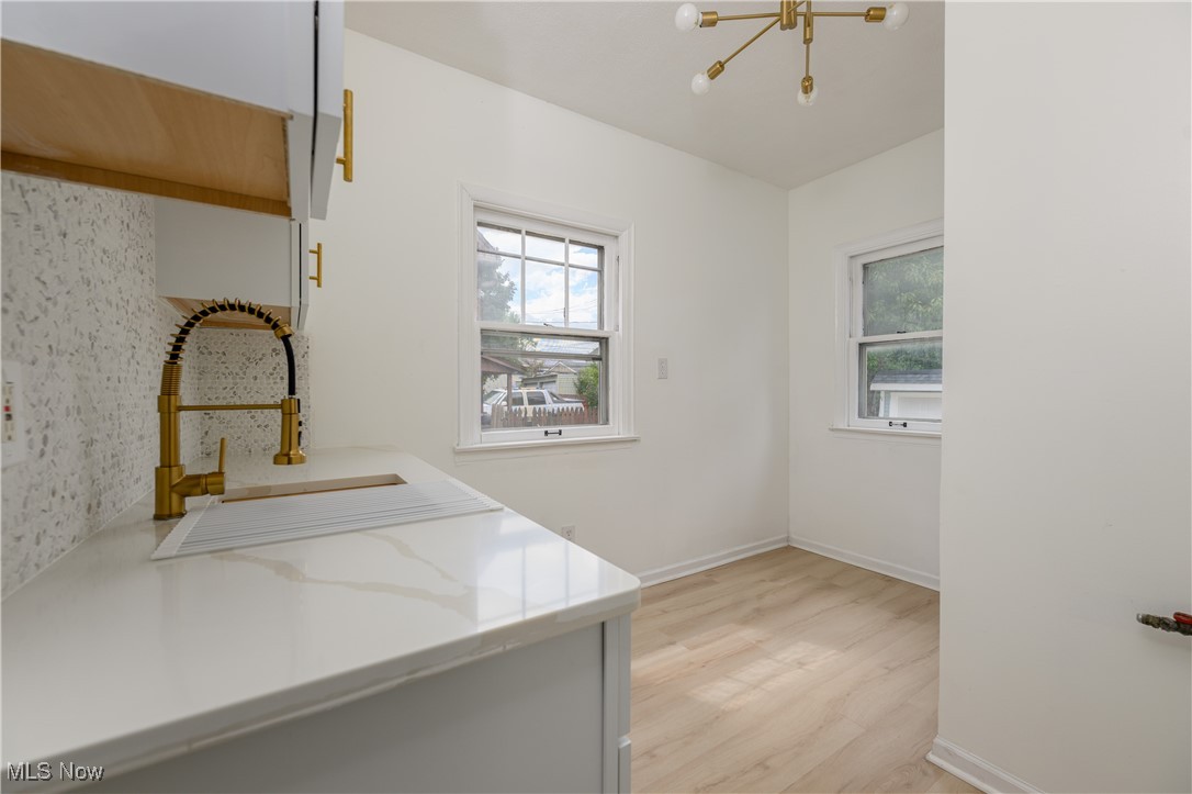 5550 Grasmere