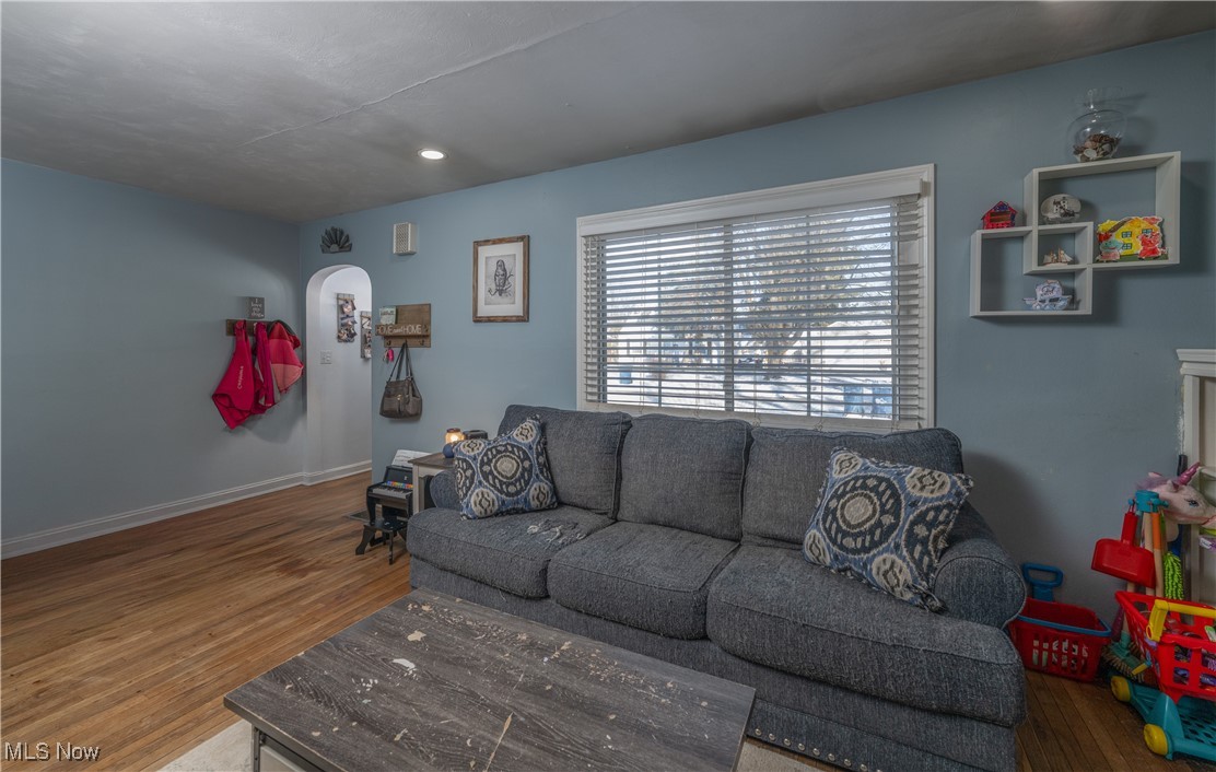 1409 W 12th Street