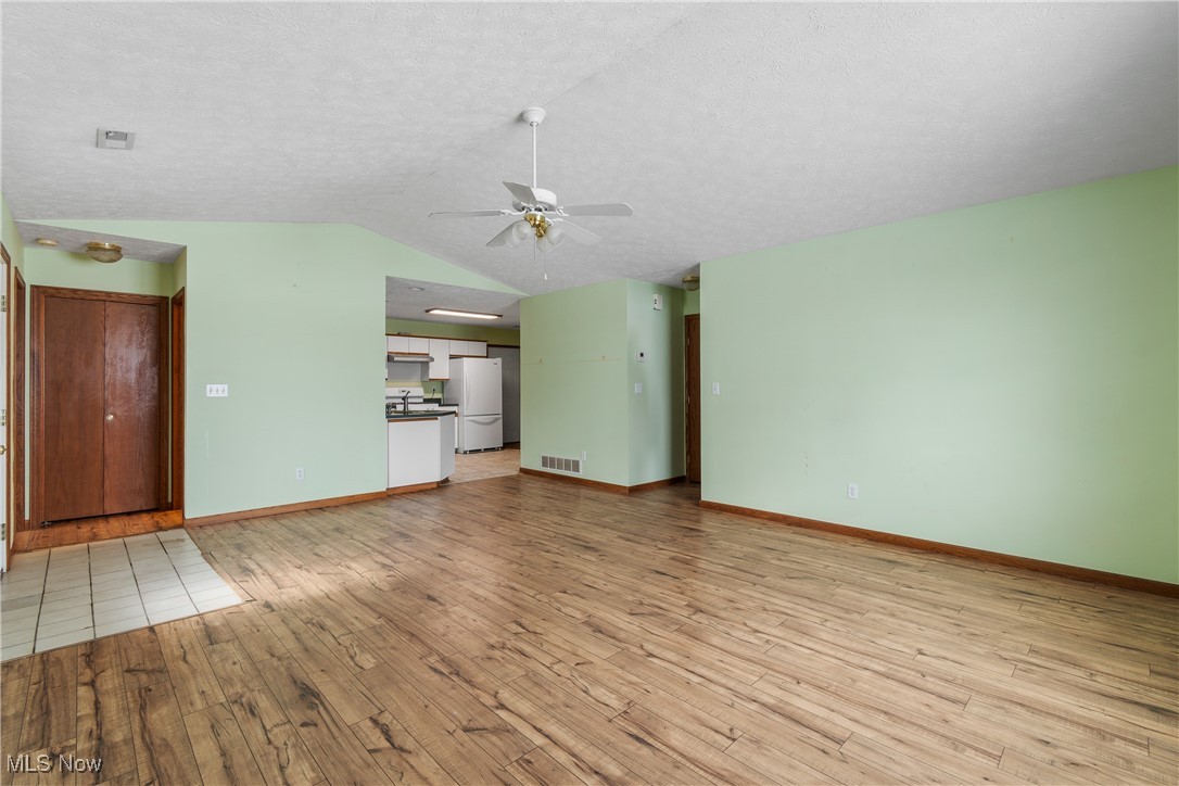2095 Eagle Pass