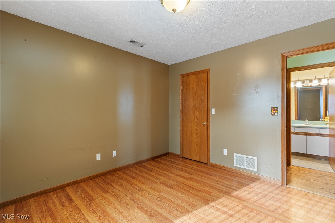 2095 Eagle Pass