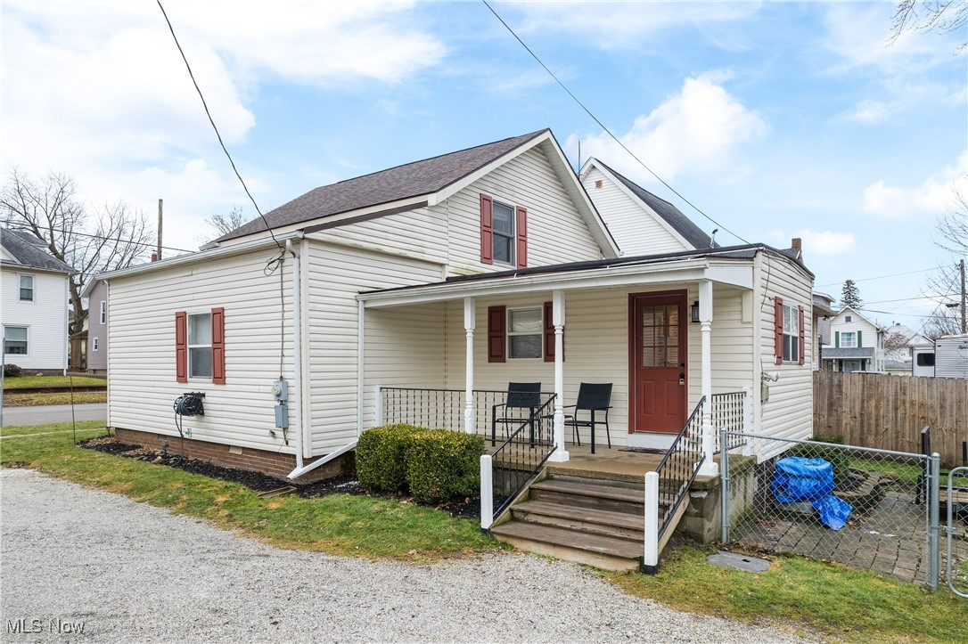 119 W Paradise Street