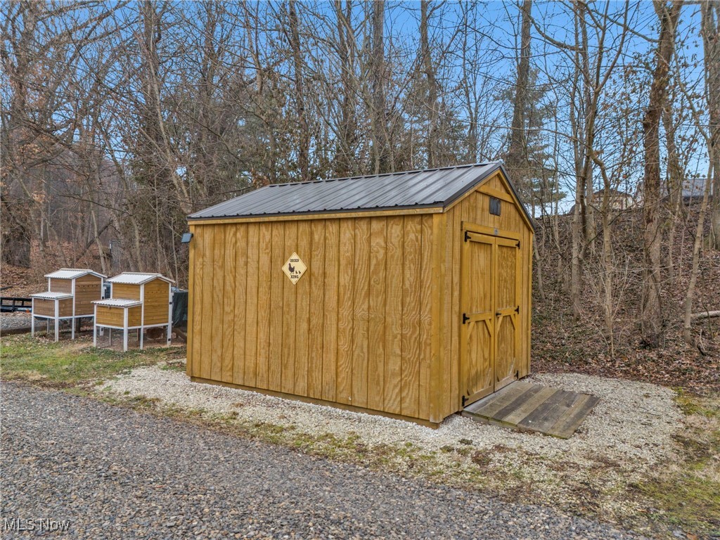 2131 Gordon Road NW