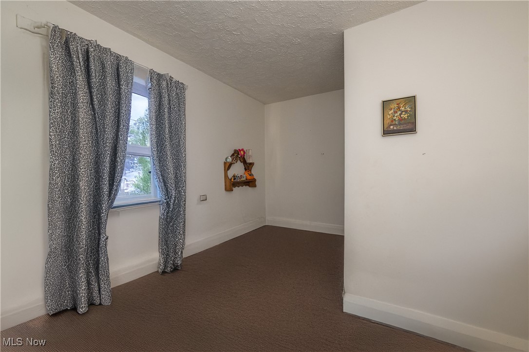 43 6th Street SE