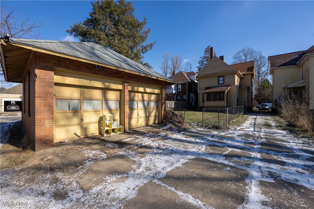 43 6th Street SE
