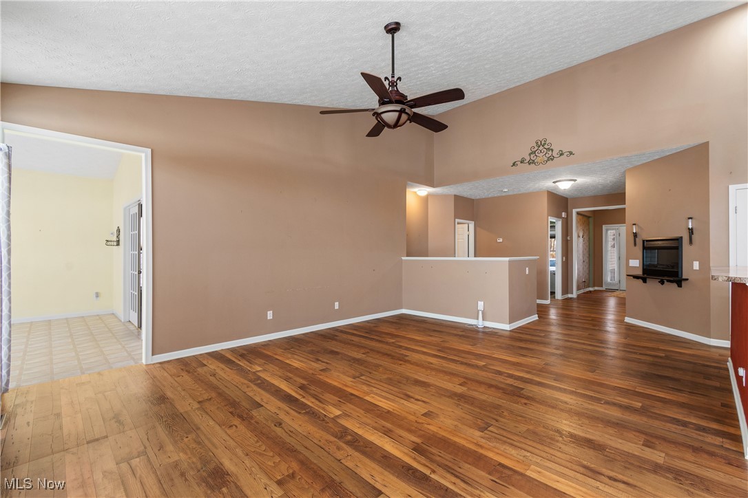 5075 Autumnwood Lane