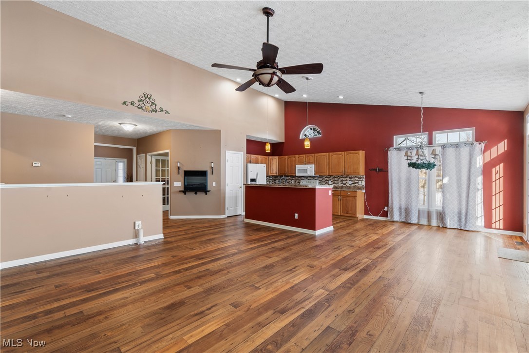 5075 Autumnwood Lane