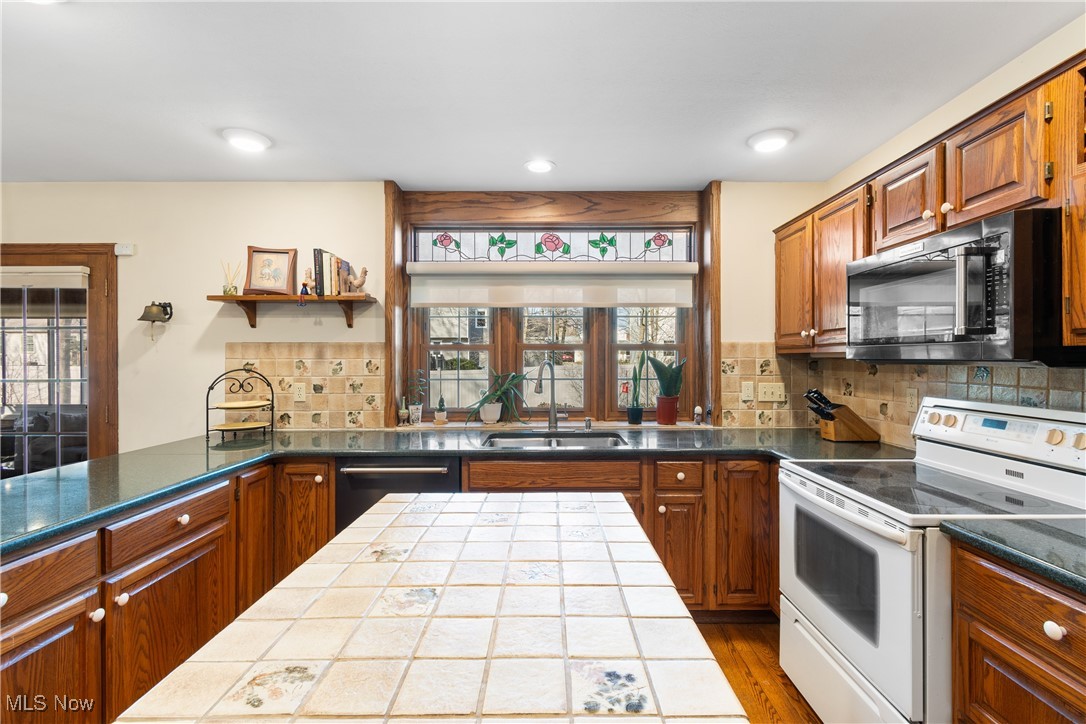 2455 Baylor Circle NW