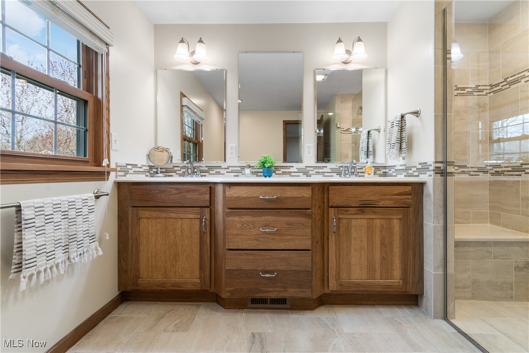 2455 Baylor Circle NW