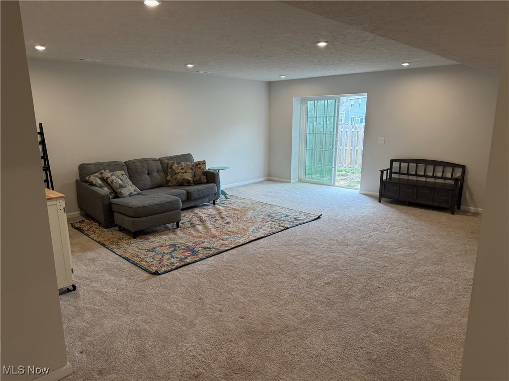 4673 Louis Lane