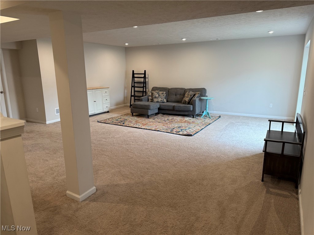4673 Louis Lane