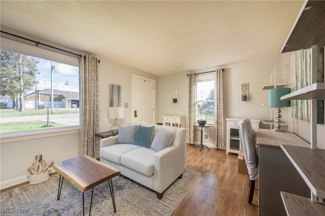 2702 25th NW