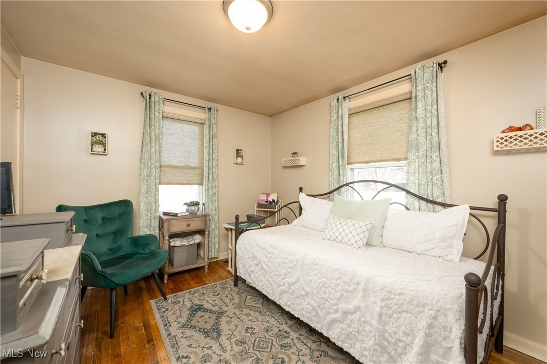 2702 25th NW