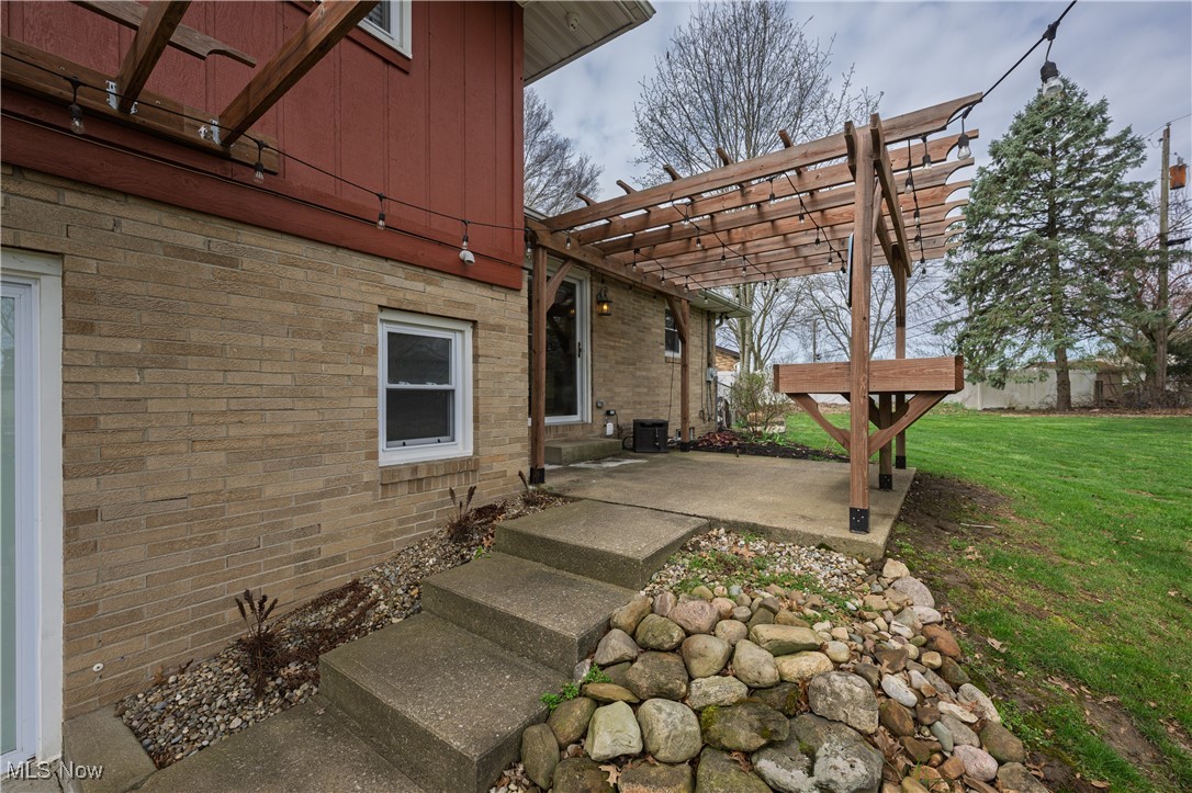 736 Canford Avenue NW