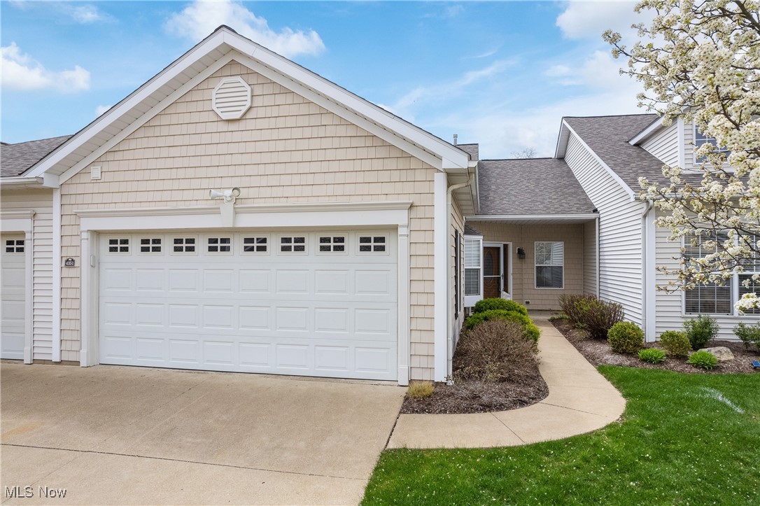 4351 Greenway Trail Street NW