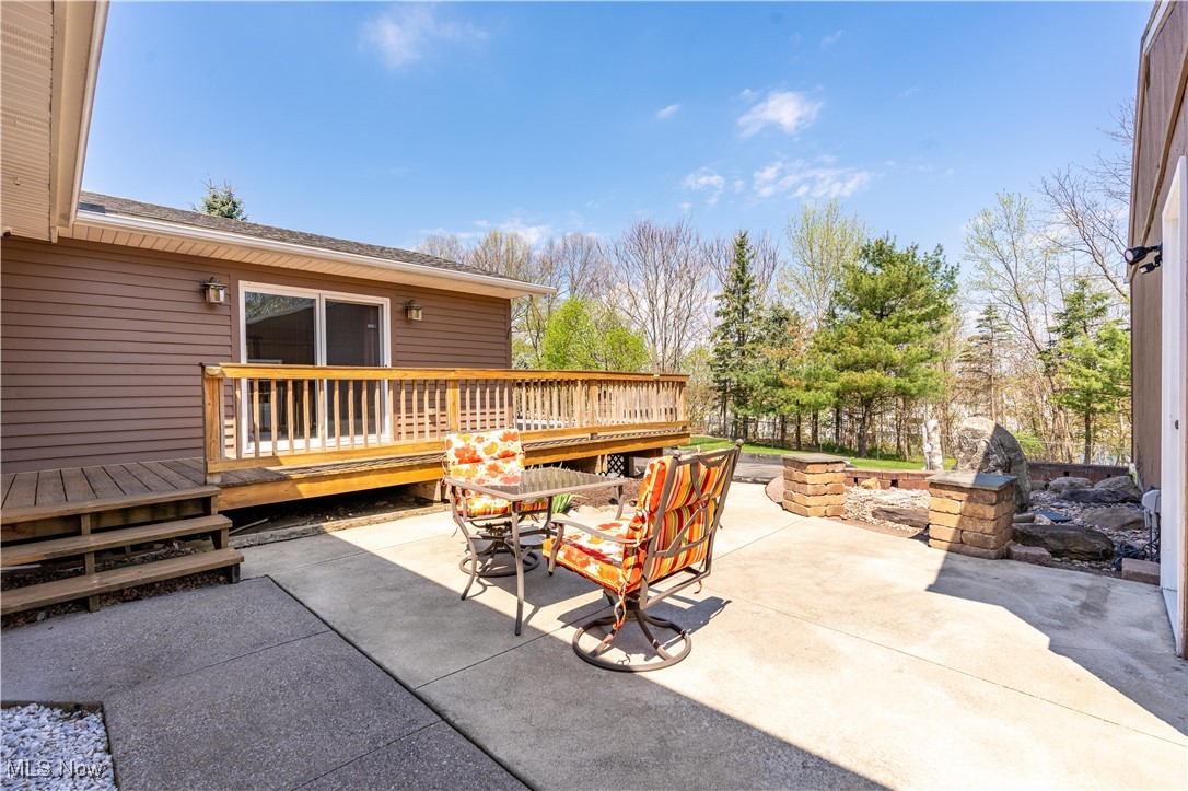 85 N House Drive