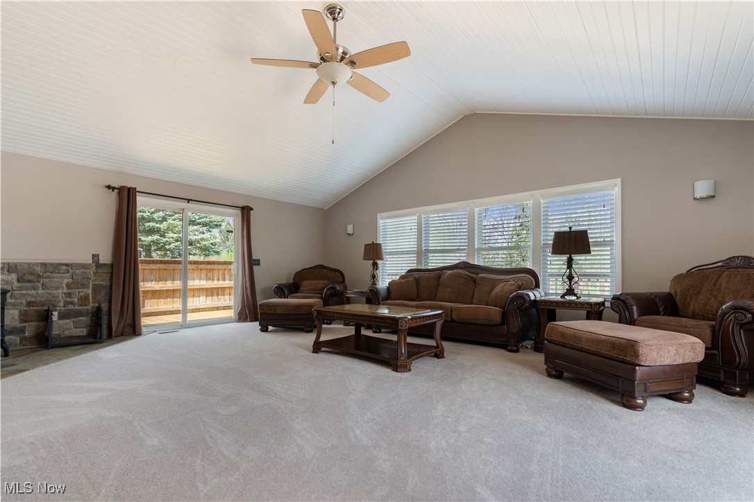 85 N House Drive