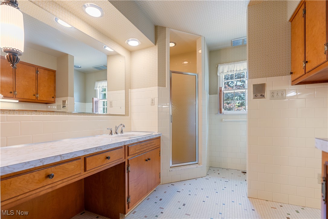 162 S Tamarack Road