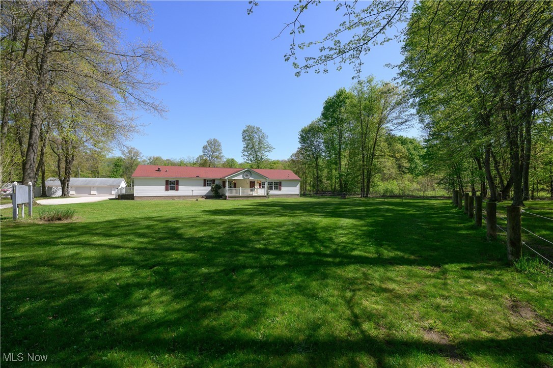 8541 Lee Road NW