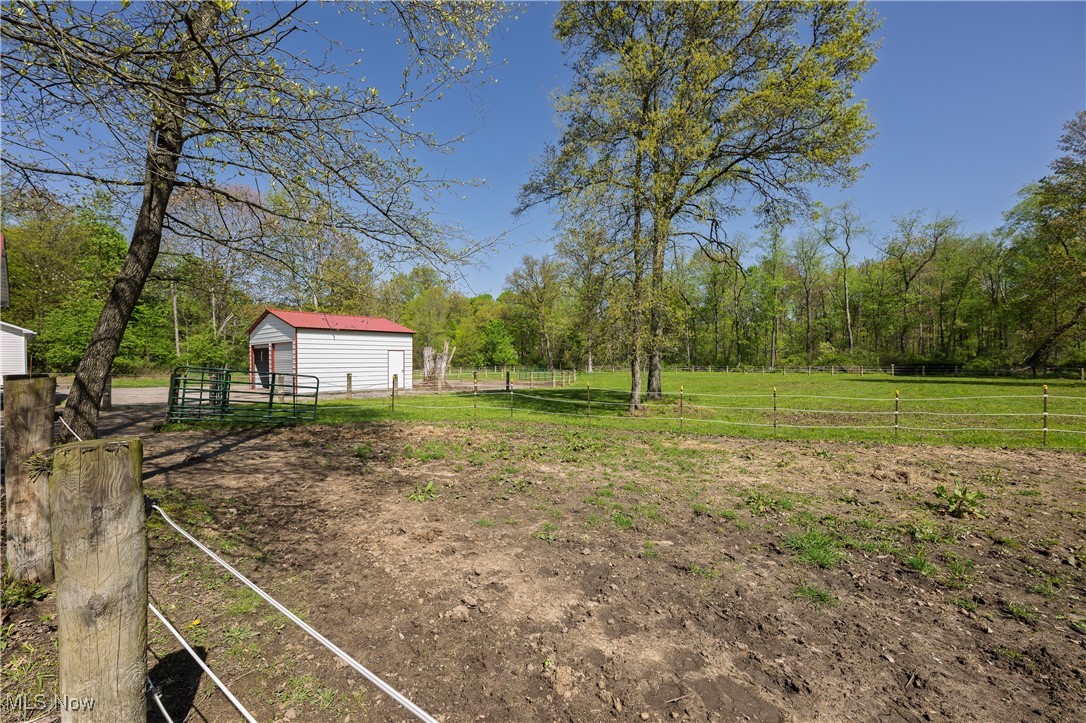 8541 Lee Road NW