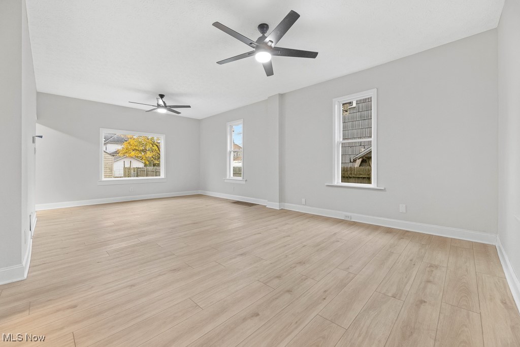 38 W Washington Street